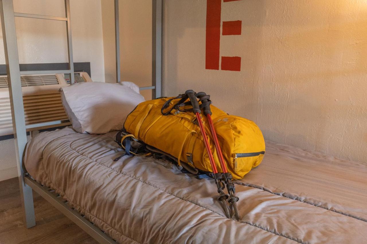 The Junction Hotel And Hostel 두랑고 외부 사진