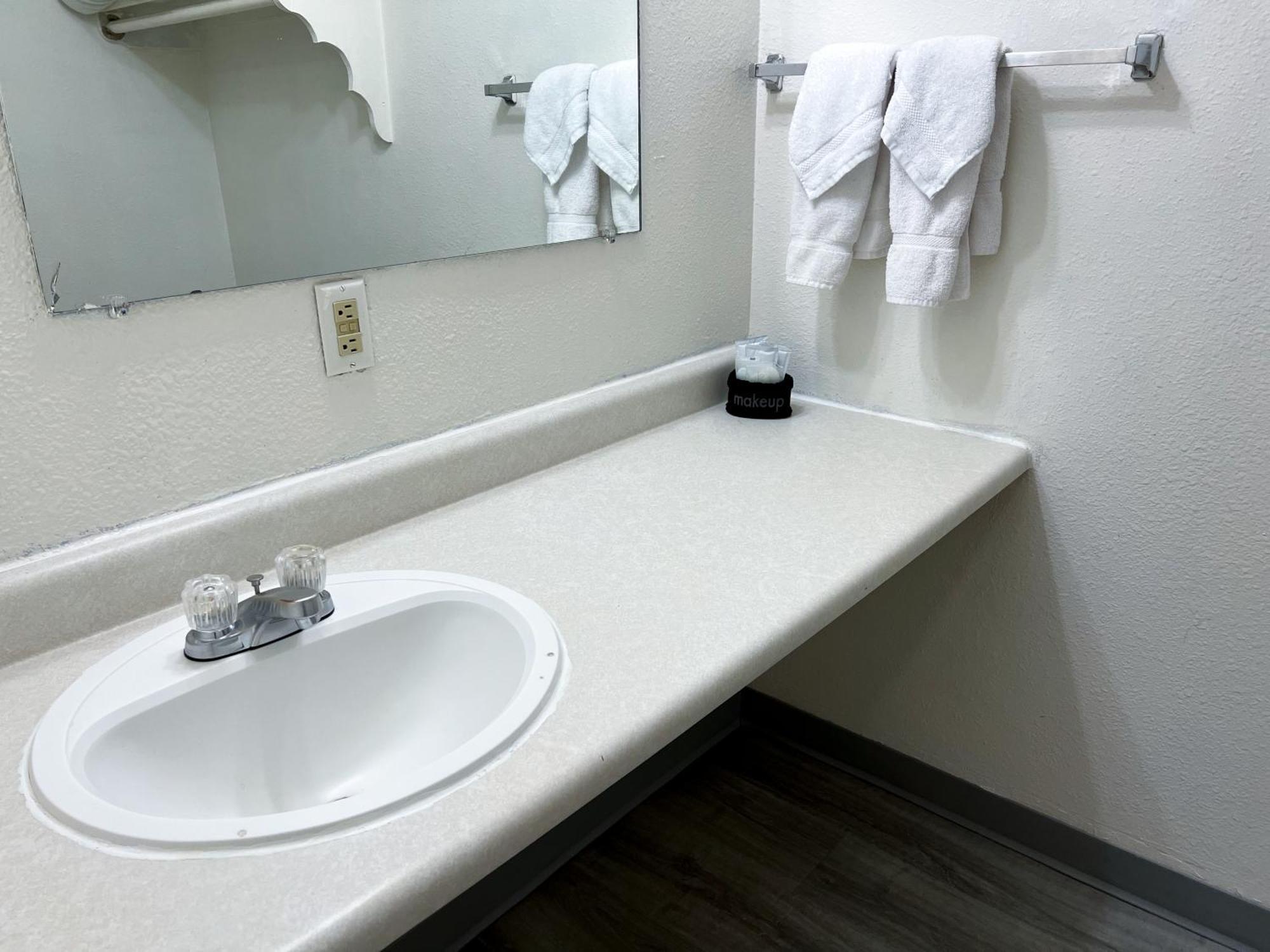 The Junction Hotel And Hostel 두랑고 외부 사진